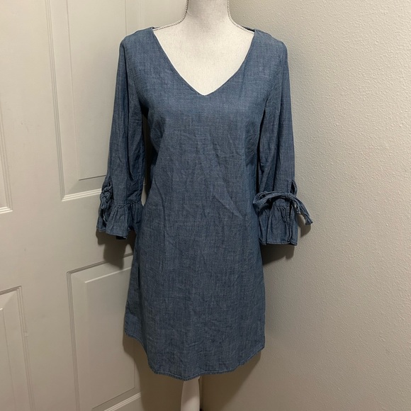J. Crew Blue Chambray Denim Like Ruffle Sleeve Dress 100% Cotton 8 - Picture 1 of 13